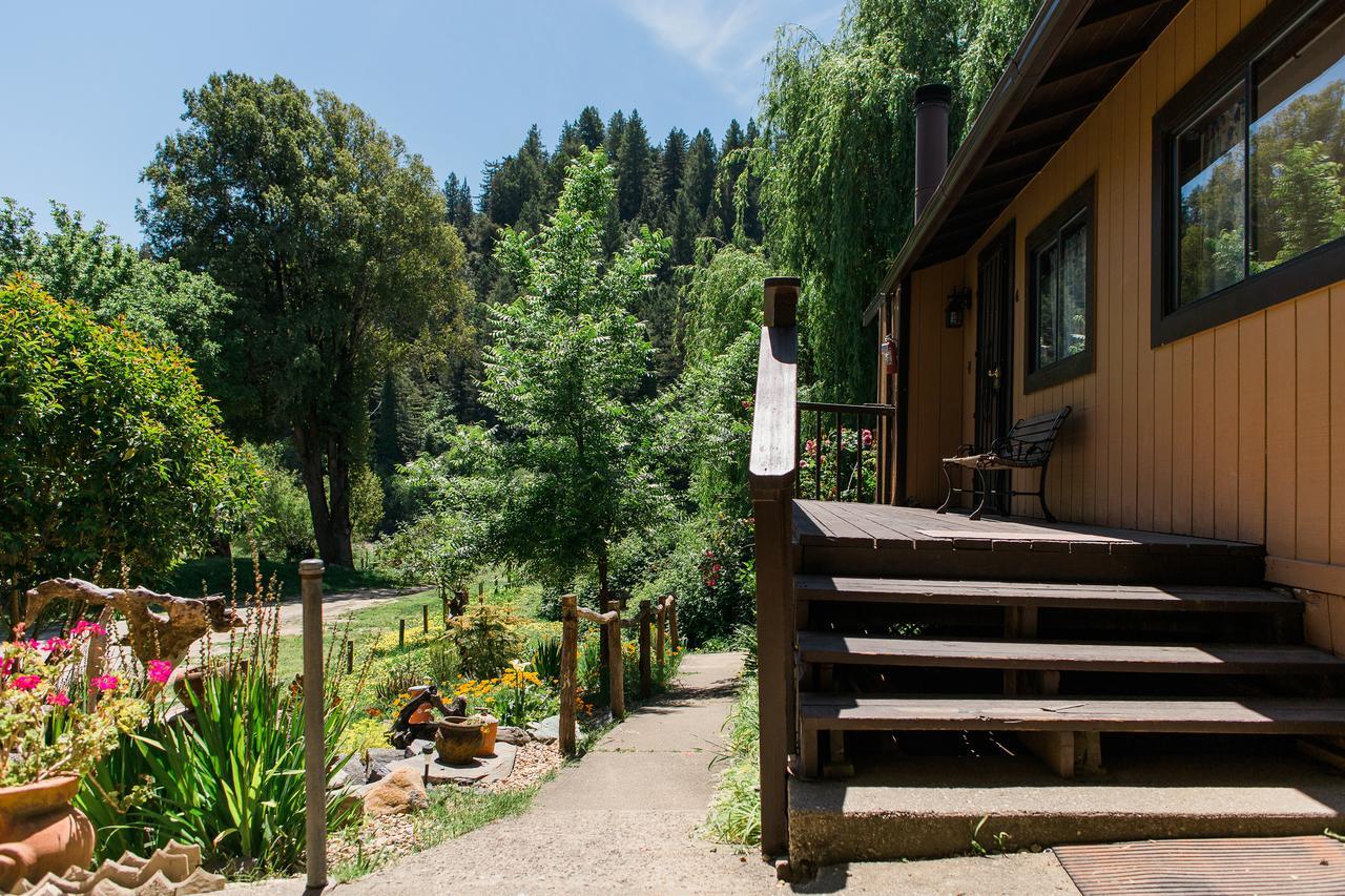 Riverlane Resort Guerneville Exterior photo
